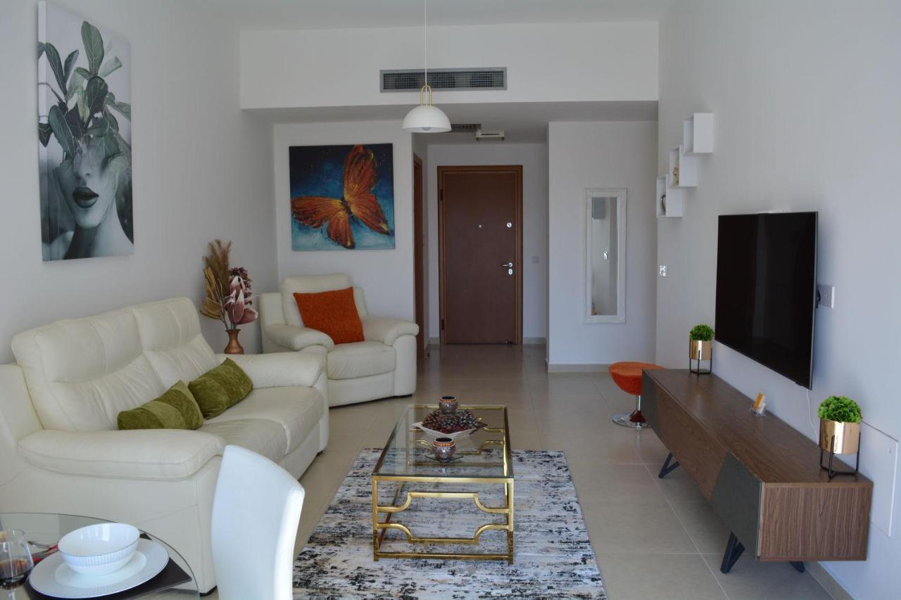 Eleona'S Royal Gardens By Yiota - Luxury 2 Bed Apartment In Exclusive Complex เปเยีย ภายนอก รูปภาพ